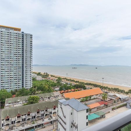 Aeras Beachfront Condominium Джомтьен Экстерьер фото